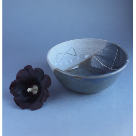 Bol réparé selon l'art traditionnel du Kintsugi, finition Argent, utilitaire